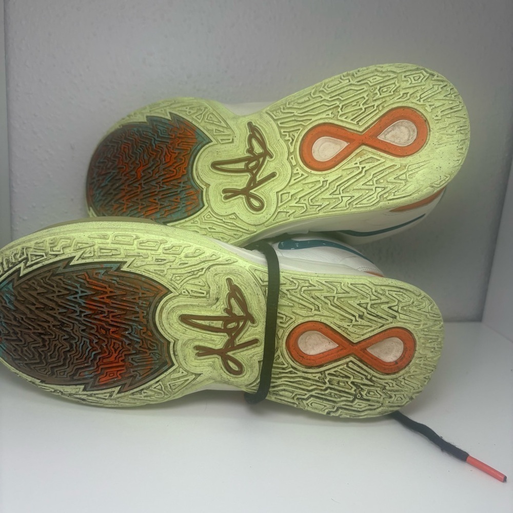 Nike Kyrie Infinity Chinese New Year Size 7Y Youth DD0334-021 Basketball Shoes - Picture 7 of 7